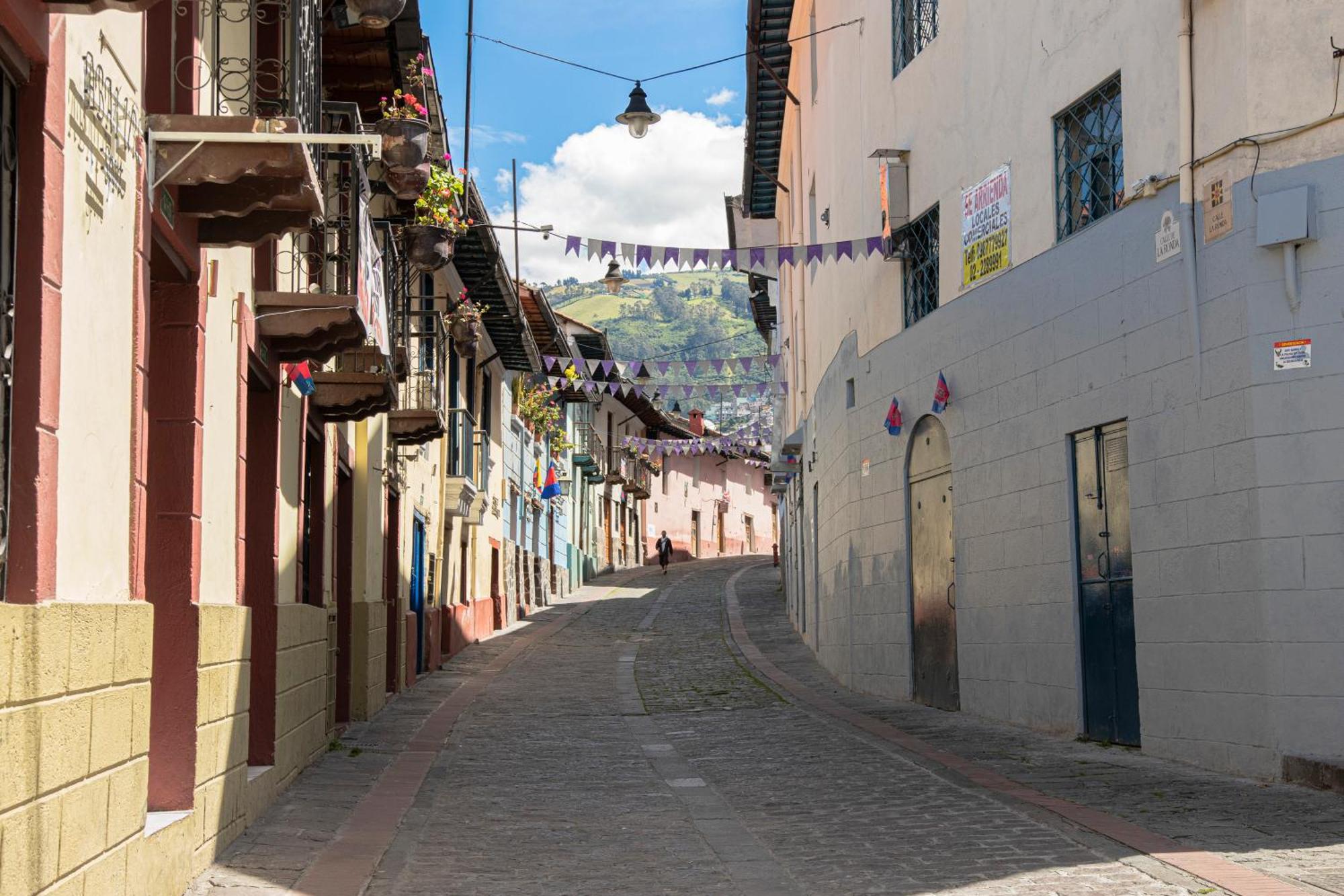 Hostal Carlos Luis キト エクステリア 写真